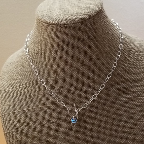 Toggle Chain - Picture 2 of 3